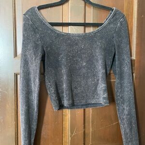 Women's Black Ribbed Crop Top Long Sleeve